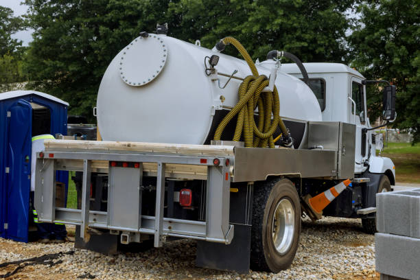 Portable Toilet Options We Offer in Arlington, WA